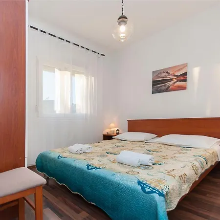 Apartment Lenko 1